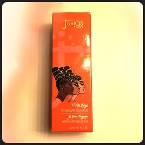 Juvia’s Place matte foundation/ 550 Martinique
